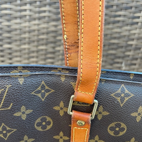 Louis Vuitton Babylone shoulder bag with zipper - Picture 7 of 13